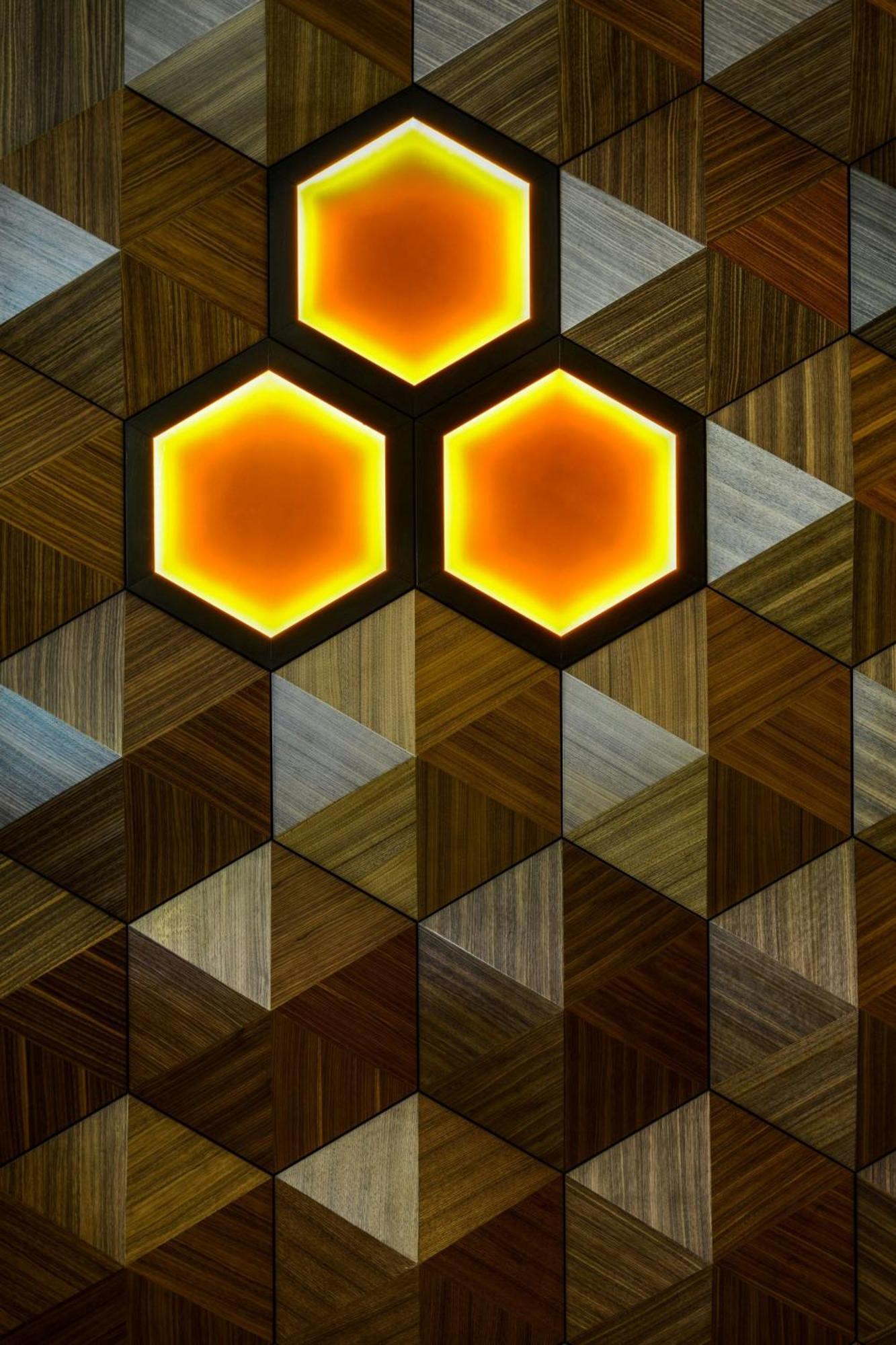 Le Meridien Путраджая Екстериор снимка A 3D tessellation of the hexagonal grid.
