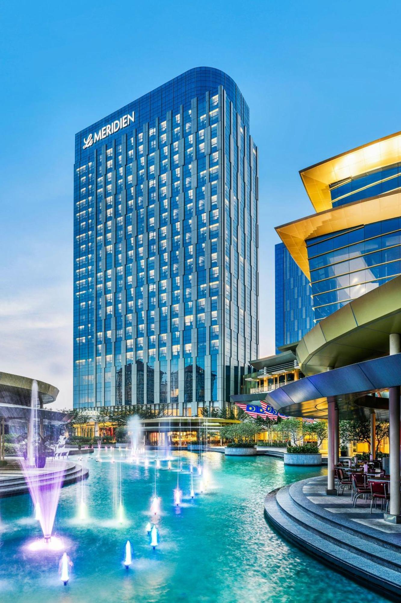 Le Meridien Путраджая Екстериор снимка The Ritz-Carlton, DIFC